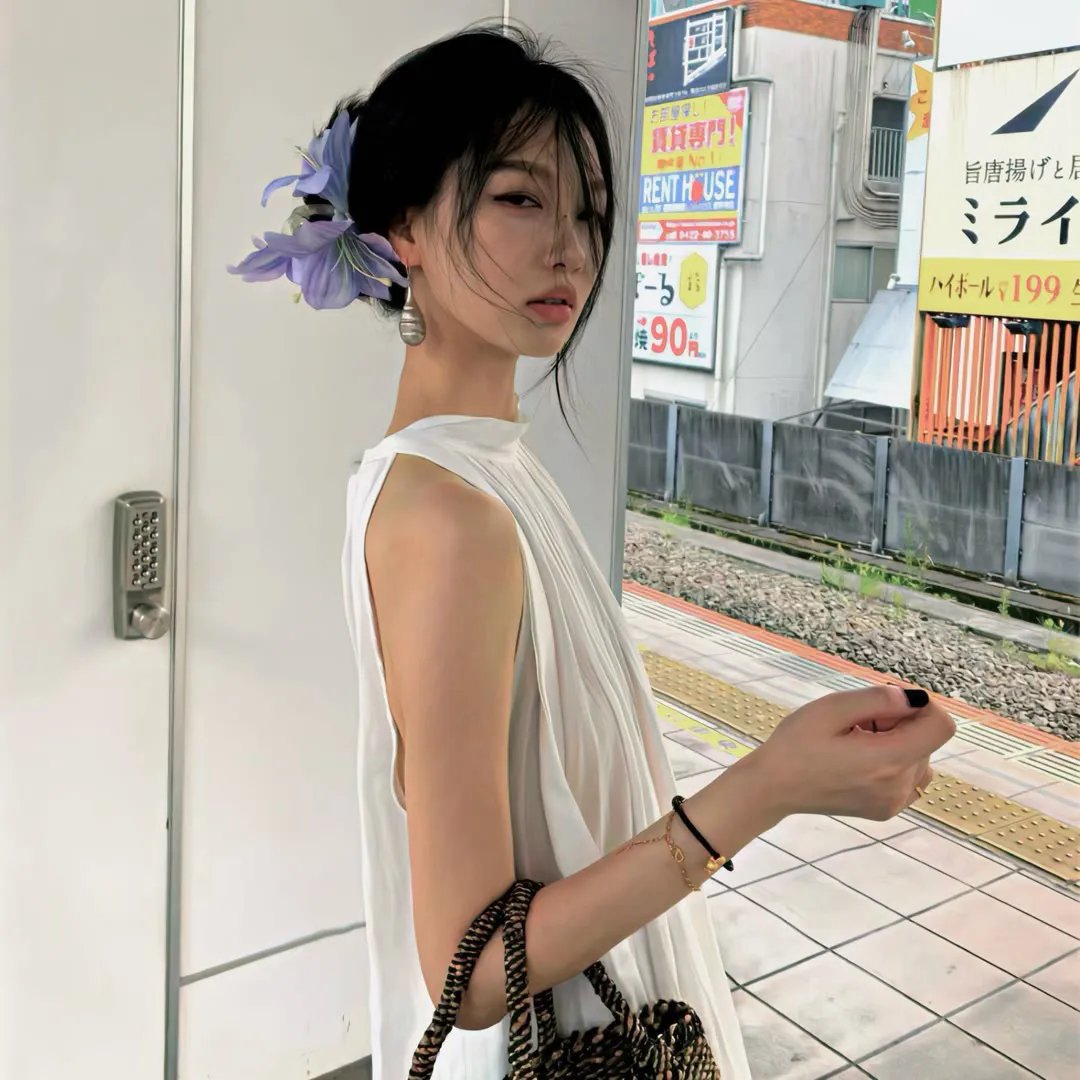 给妹妹陪读的我不小心无敌了